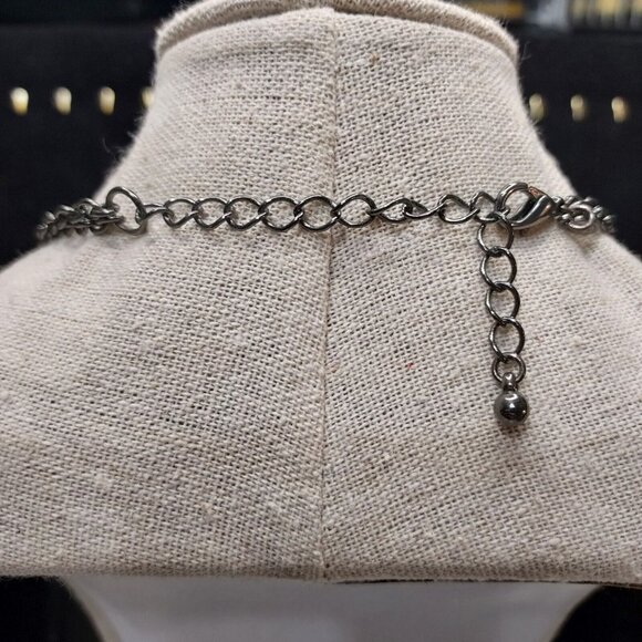 Premier Jewelry 90's Y Gunmetal Black Stones Medallions 21" - Picture 2 of 3